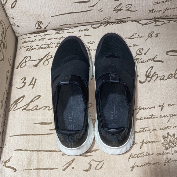 Ecco - Picture 9 of 15